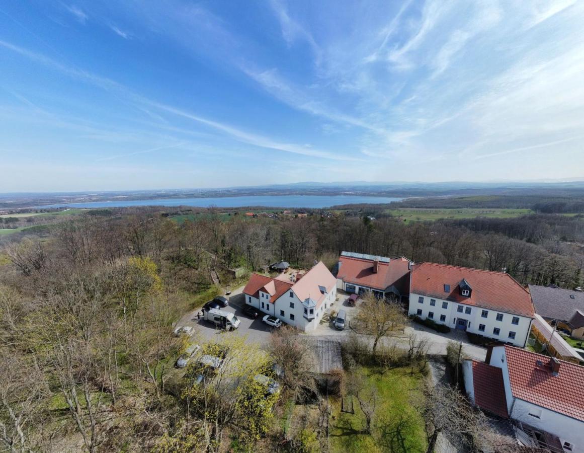 Hotel Kreuzbergbaude Beim Berzdorfer See Mit Wohlfuehl Sauna Markersdorf Esterno foto